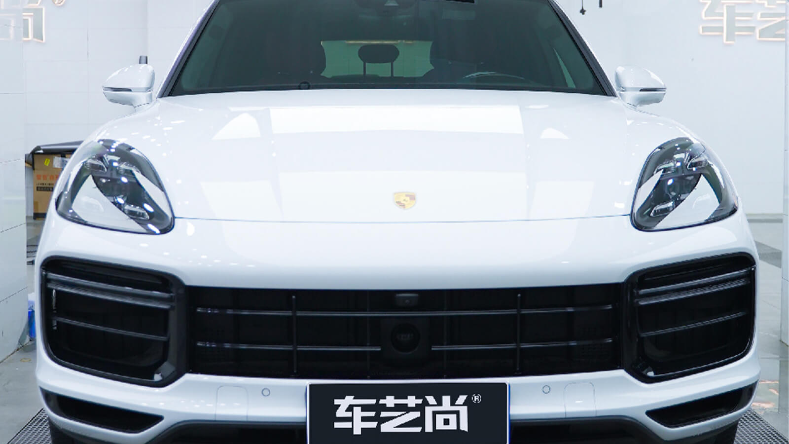 保時捷卡宴白色上海裝貼威固隱形車衣V100X施工案例