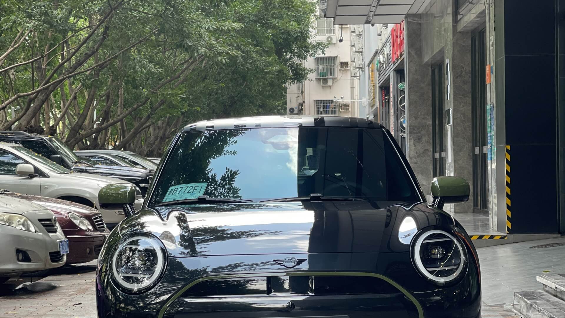 MINI 裝貼威固 V10X 車(chē)衣 深圳前海店匠心施工