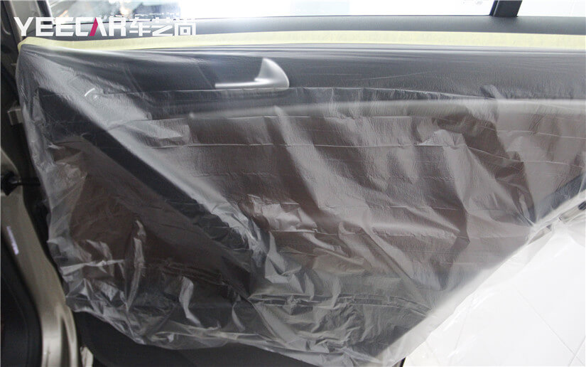 車內(nèi)門板保護