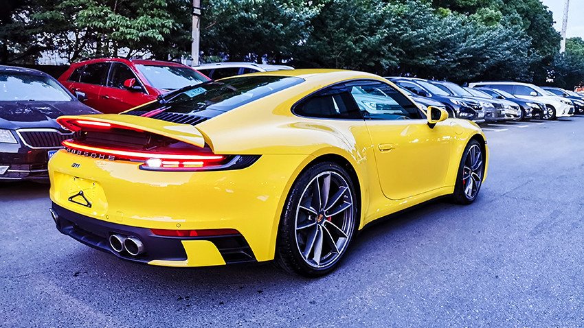 保時(shí)捷911施工威固隱形車衣施工案例