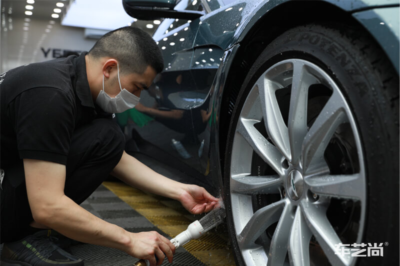 汽車(chē)無(wú)死角清潔