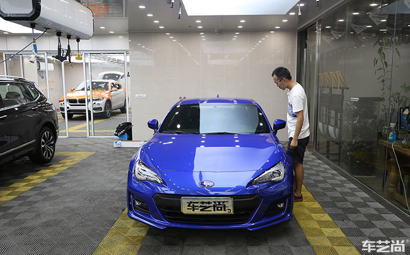 汽車貼膜后是什么樣子的？
