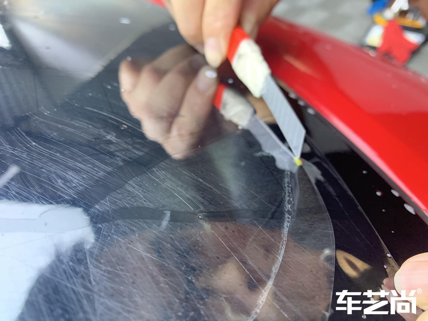 保時捷卡宴裝貼威固V70+V40，施工流程展示（圖九）