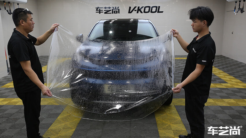 領(lǐng)克05施工威固隱形車衣，施工流程展示（9）