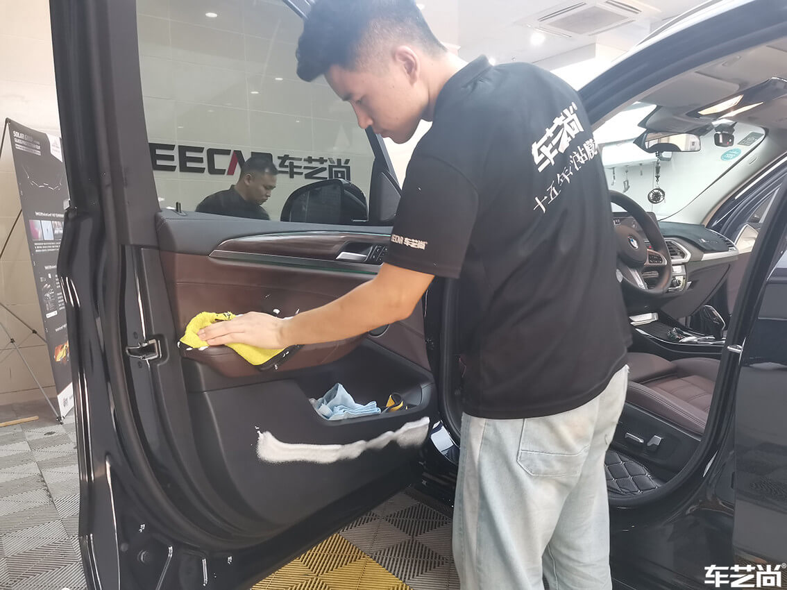 莘莊店施工案例：寶馬X3鍍膜美容洗車（5）