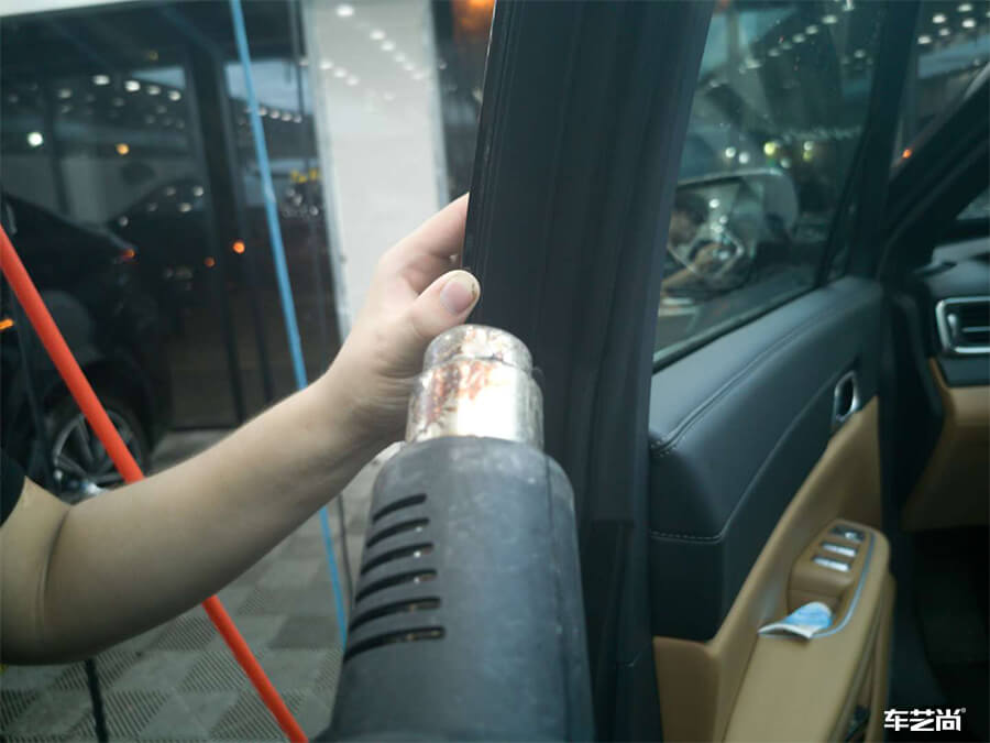 理想ONE實(shí)貼威固隱形車衣，施工流程展示（9）