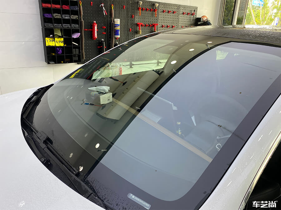 特斯拉Model 3施工威固隔熱膜施工案例分享（7）