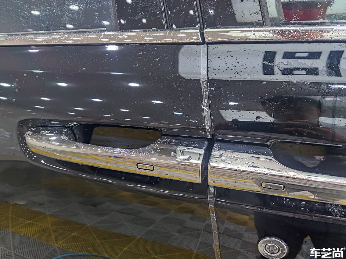 勞斯萊斯庫里南在車藝尚杭州旗艦店施工流程展示（4）