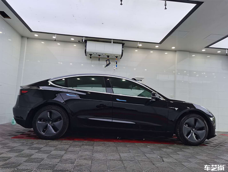 特斯拉Model 3施工威固隔熱膜施工流程分享（11）