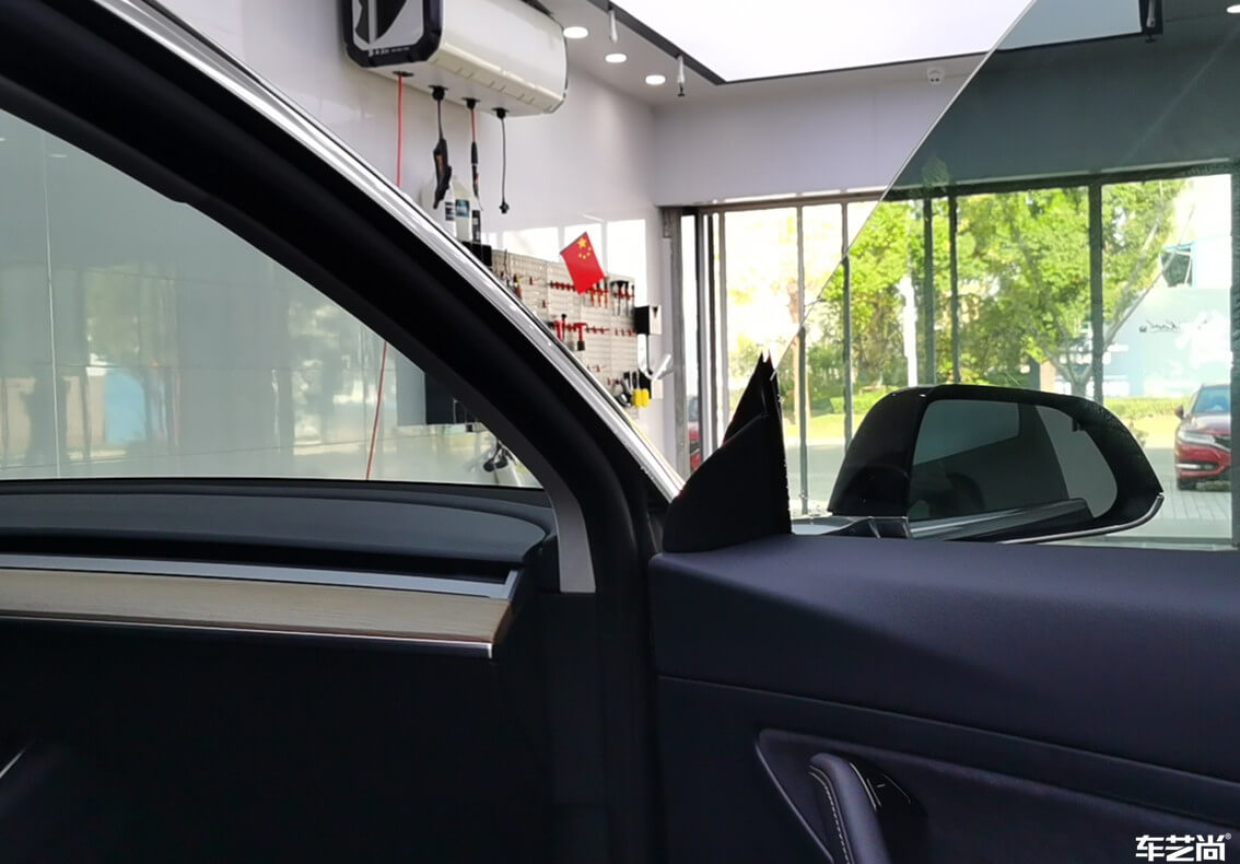 特斯拉Model 3施工威固隔熱膜，多重保護（10）