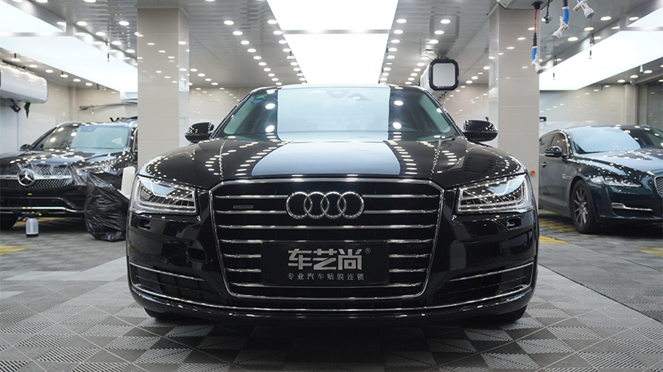 奧迪 A8裝貼威固隱形車衣，施工流程展示