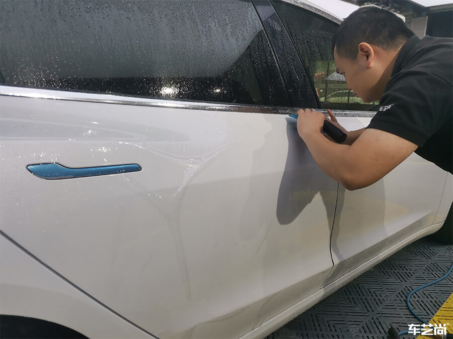 特斯拉Model 3施工羅利普斯隱形車衣案例分享（3）