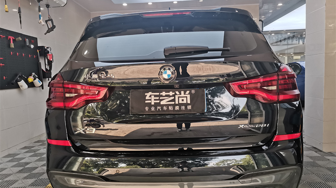 莘莊店施工案例：寶馬X3鍍膜美容洗車