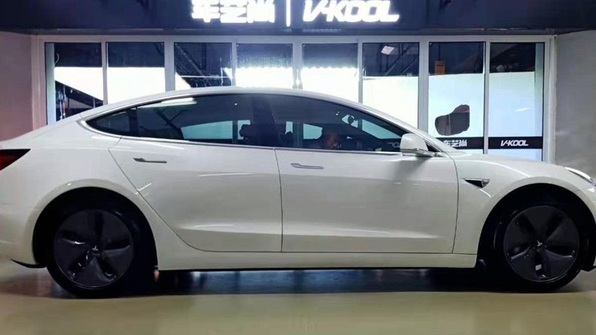 特斯拉Model 3施工威固隱形車衣，施工流程
