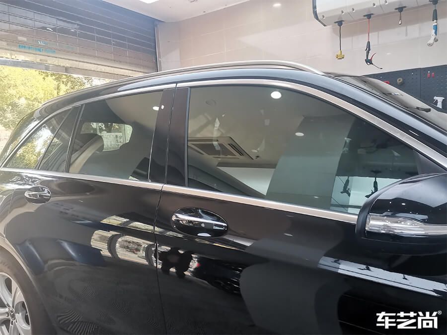 車藝尚威固授權(quán)專營店施工威固隔熱膜（3）