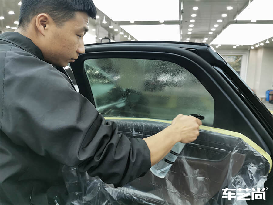 比亞迪漢裝貼威固隔熱膜，施工流程展示（10）