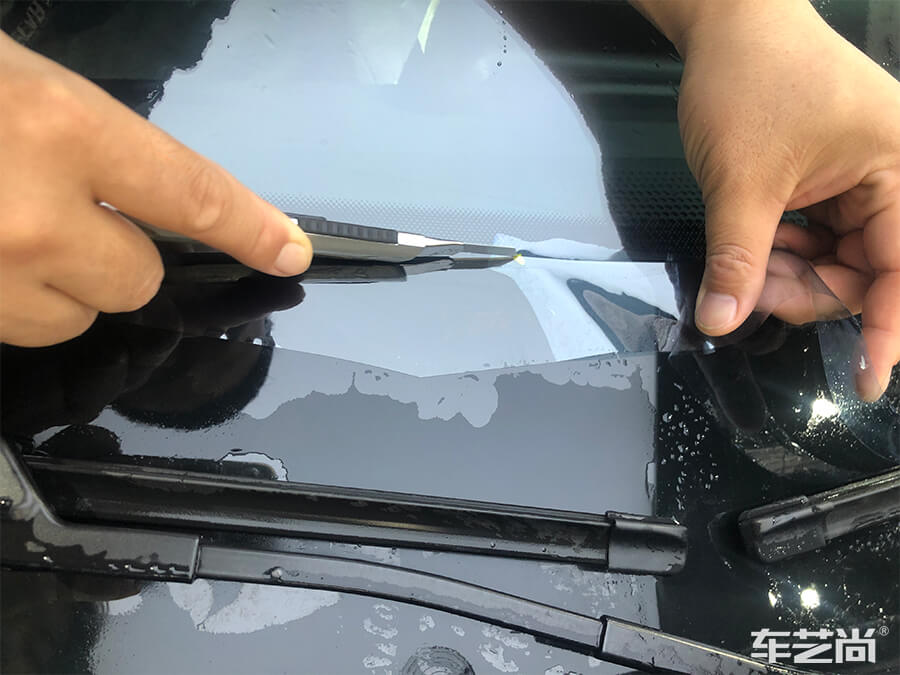 小鵬 P7極致防護(hù)，選擇車藝尚施工威固隔熱膜（6）