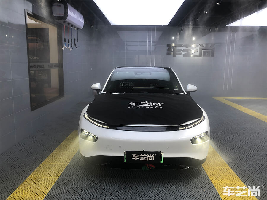 小鵬 P7極致防護(hù)，選擇車藝尚施工威固隔熱膜（2）