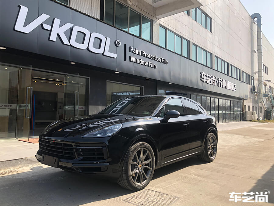 保時捷卡宴為什么選擇車藝尚施工玻璃膜？（13）