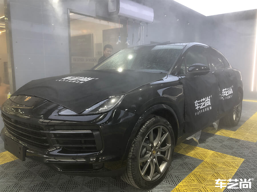 保時捷卡宴為什么選擇車藝尚施工玻璃膜？（2）