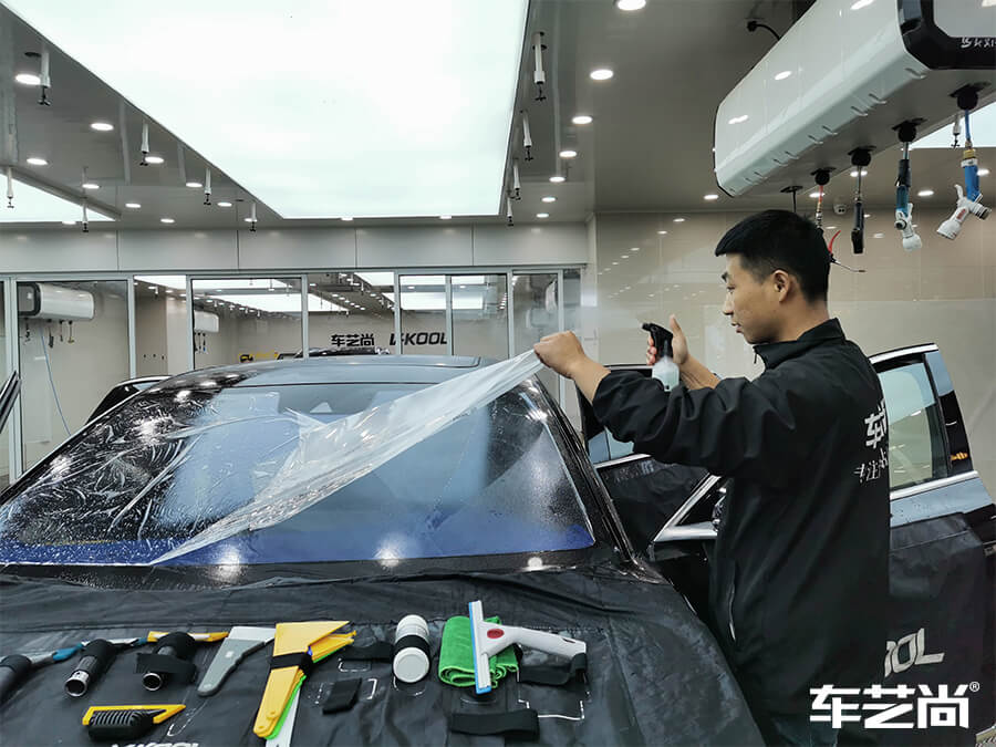 比亞迪漢裝貼威固隔熱膜，施工流程展示（1）