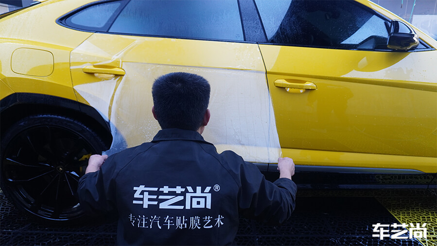 斗牛般的個性，蘭博基尼施工隱形車衣案例展示（5）