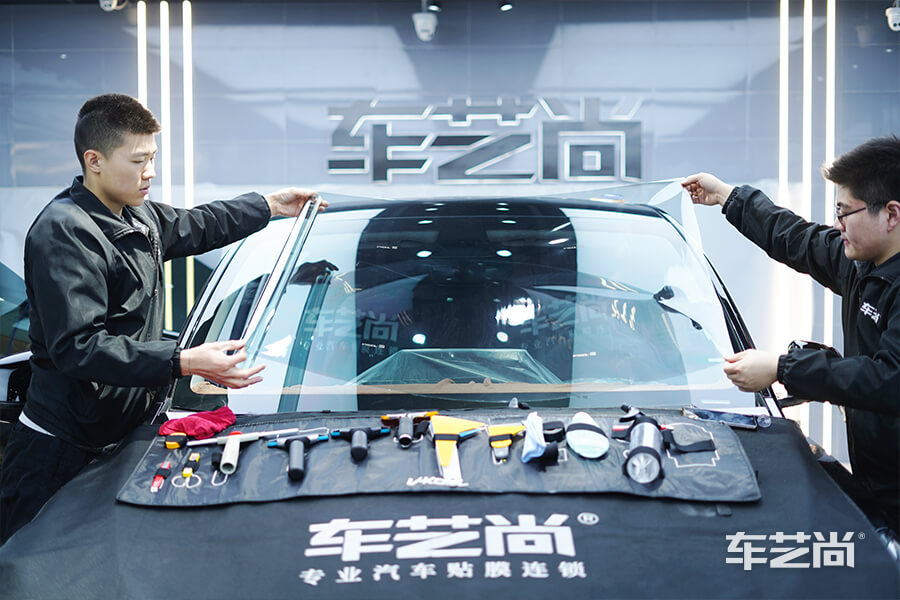 百公里加速幾秒的特斯拉MODEL Y，裝貼威固隔熱膜（3）