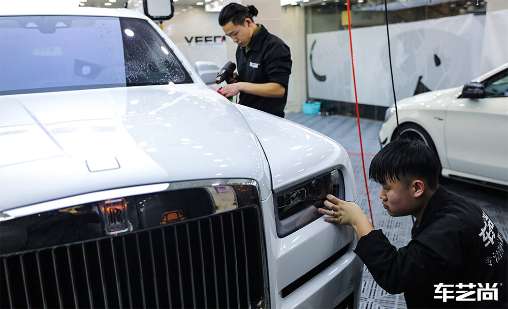 勞斯萊斯庫(kù)里南施工隱形車(chē)衣和玻璃膜 案例分享（3）