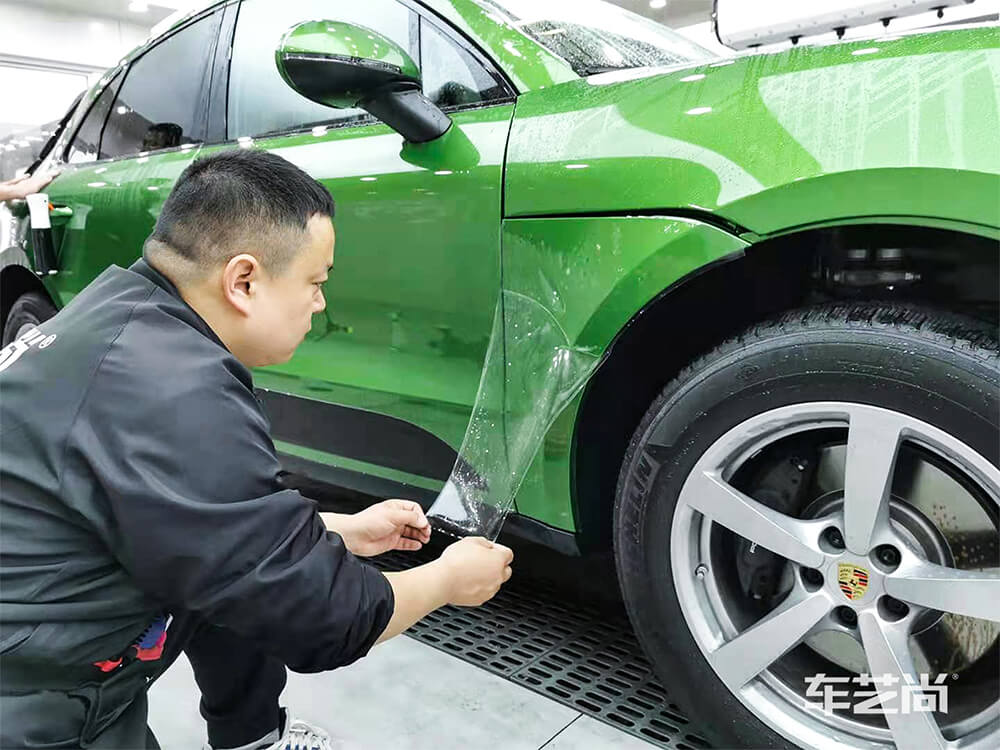 保時(shí)捷Macan施工威固隱形車衣，專車專用裁膜（8）