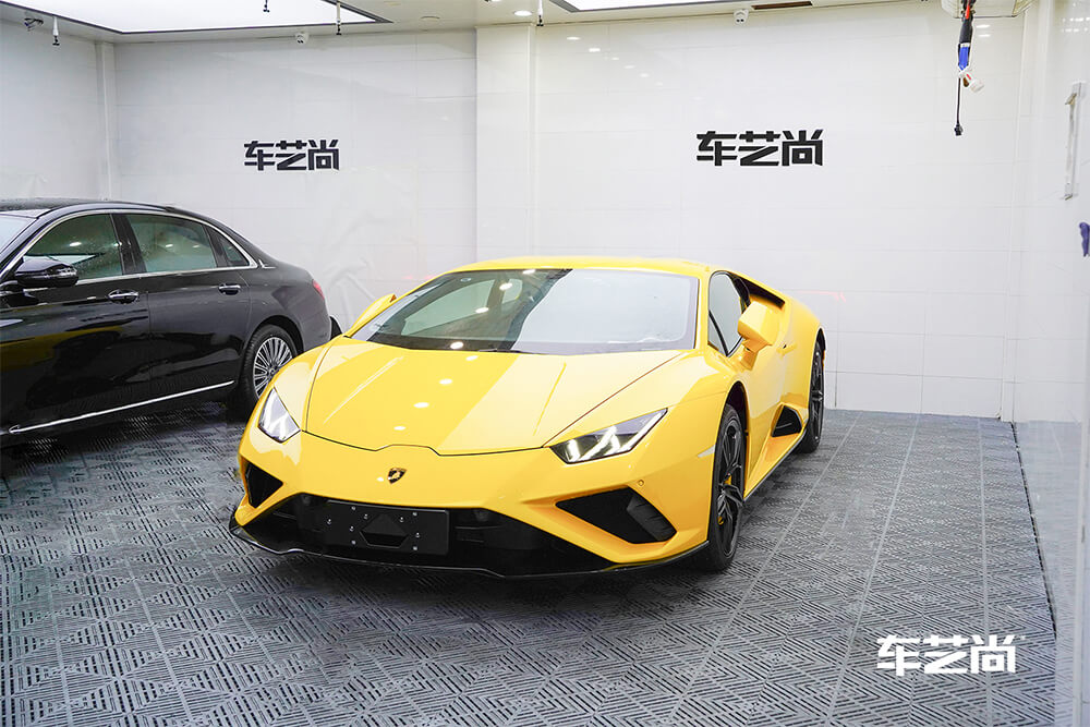 蘭博基尼URUS裝貼威固隱形車衣施工流程（11）