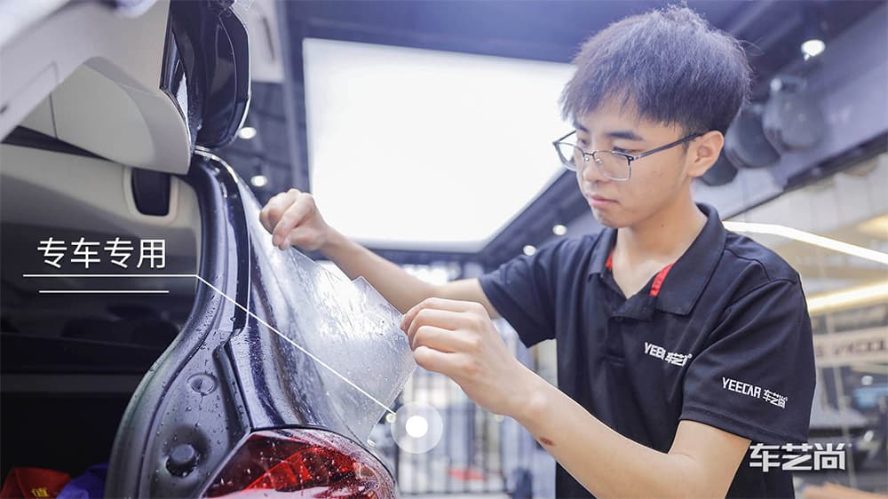 寶馬X3深藍(lán)色施工威固漆面保護(hù)膜流程及效果展示（圖八）