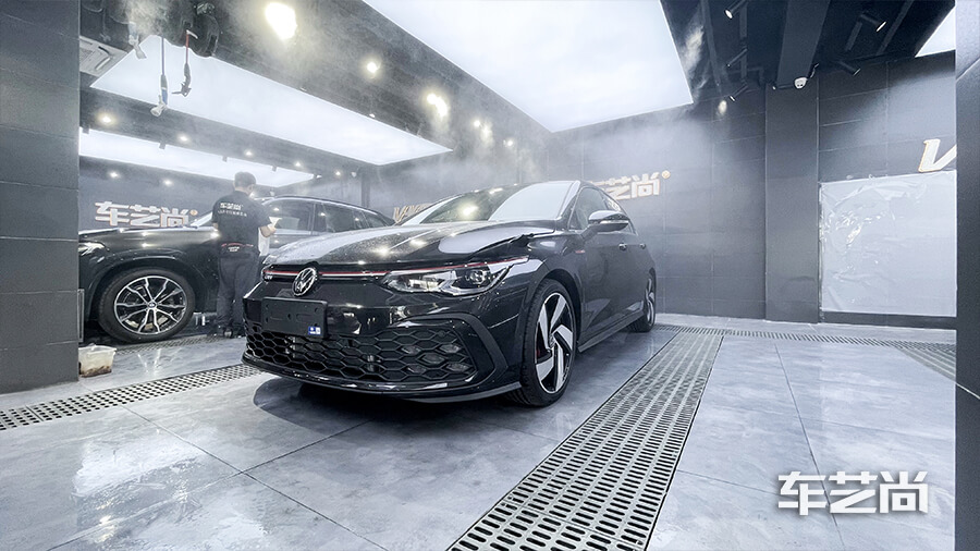 高爾夫gti 黑色施工威固隱形車衣案例（圖1）