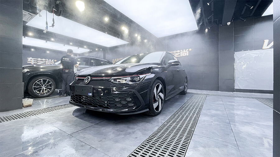 高爾夫gti 黑色施工威固隱形車衣案例