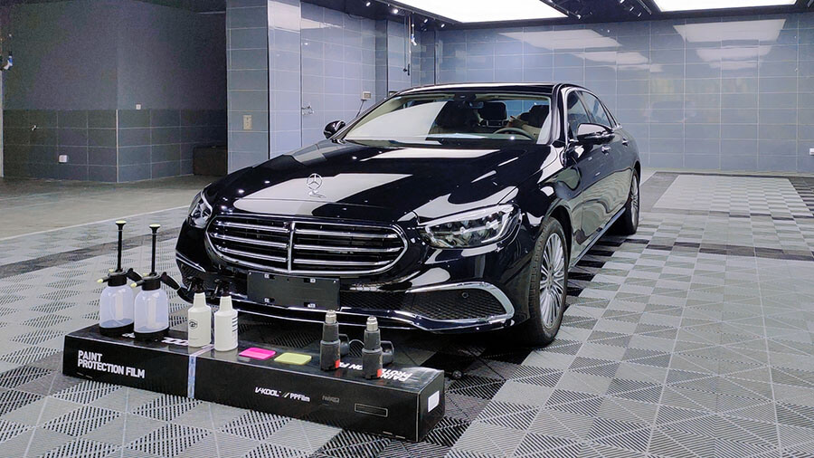 奔馳E300L黑色施工威固隱形車衣V10（圖13）