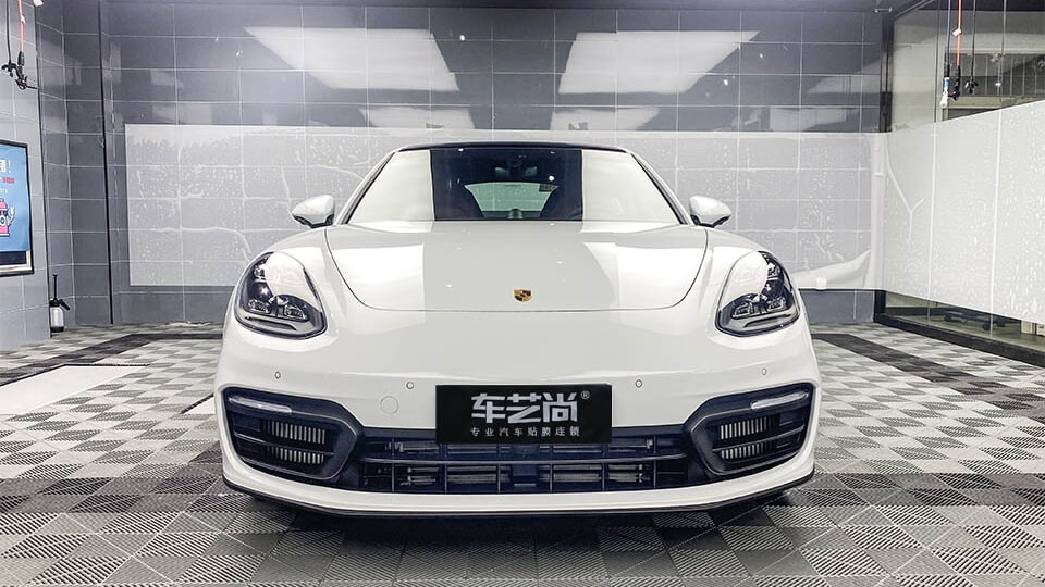 保時(shí)捷帕拉梅拉施工威固V10隱形車(chē)衣案例