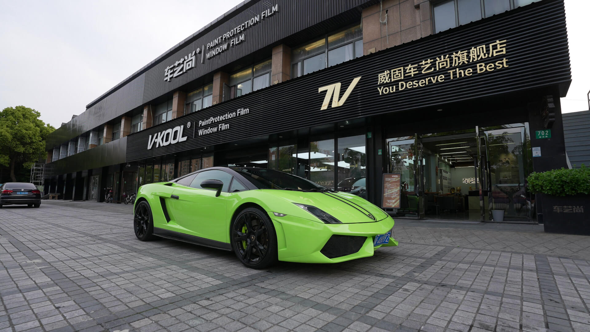 蘭博基尼小牛裝貼威固VK70+K35窗膜